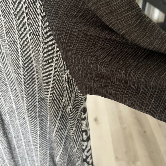 Grey dress with plaid and animal print 12-14 - Picture 11 of 16